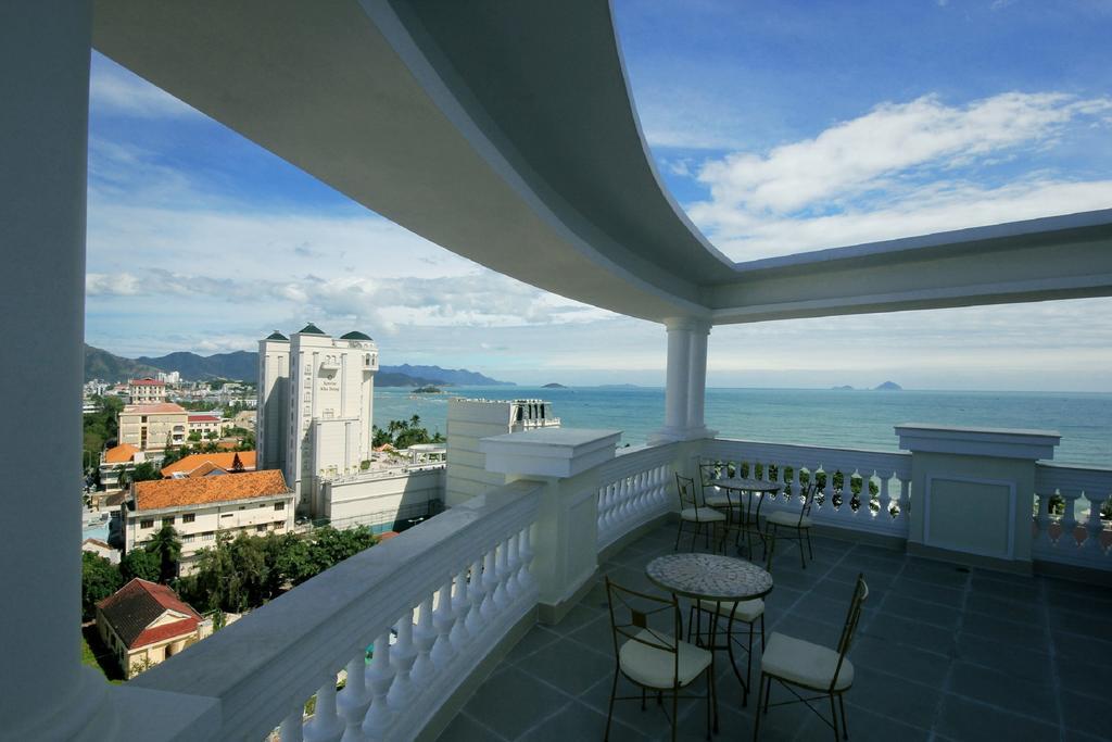 Nha Trang Palace Hotel מראה חיצוני תמונה