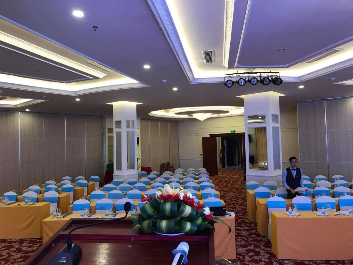 Nha Trang Palace Hotel מראה חיצוני תמונה