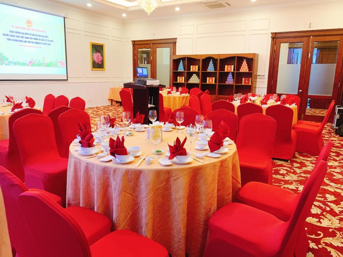 Nha Trang Palace Hotel מראה חיצוני תמונה