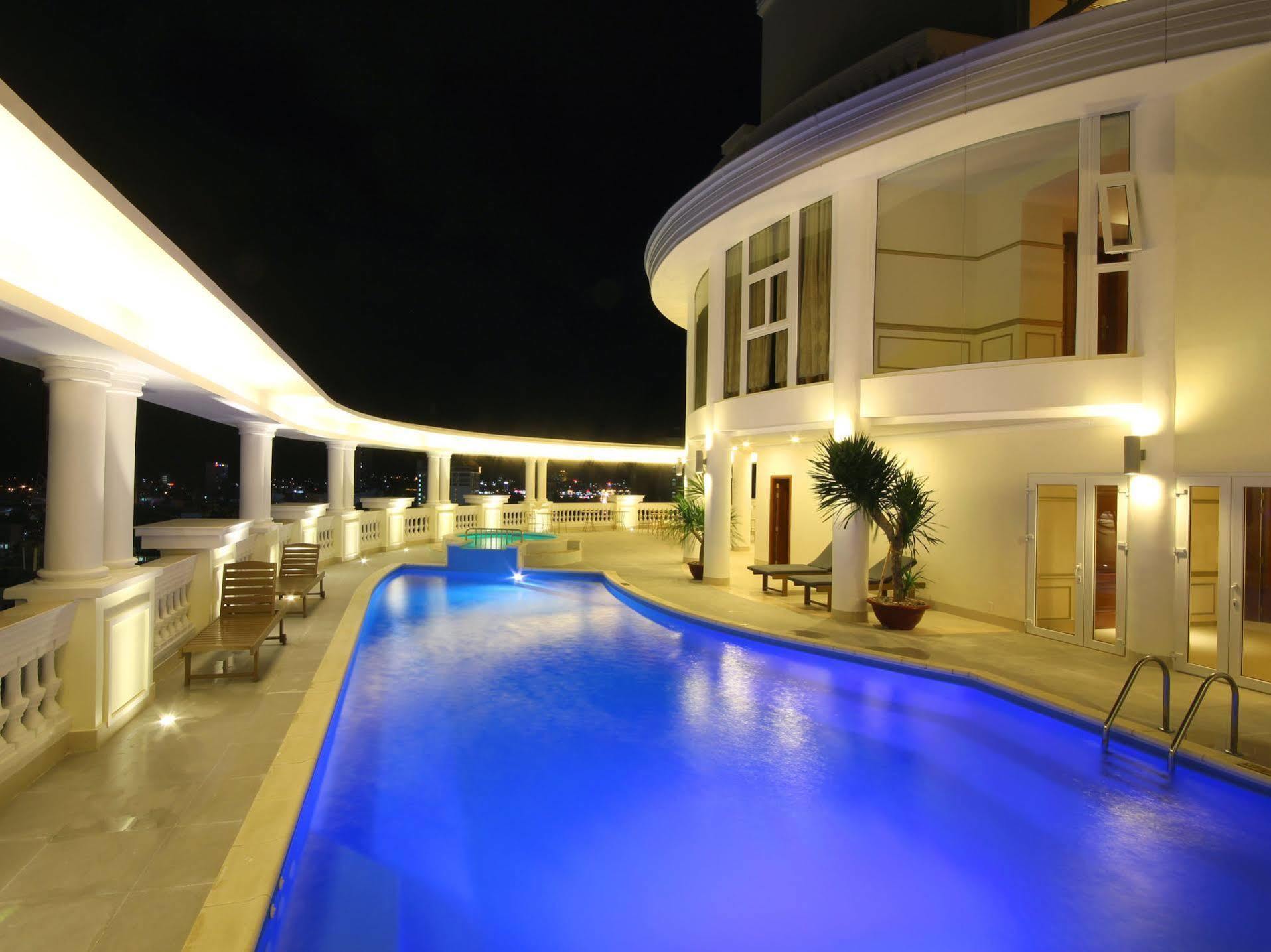 Nha Trang Palace Hotel מראה חיצוני תמונה